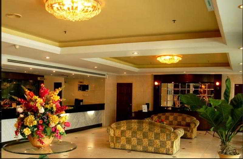 Regalodge Hotel 4