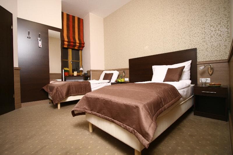 Central 21 3
