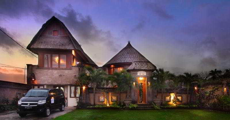 Dewani Villa Resort main