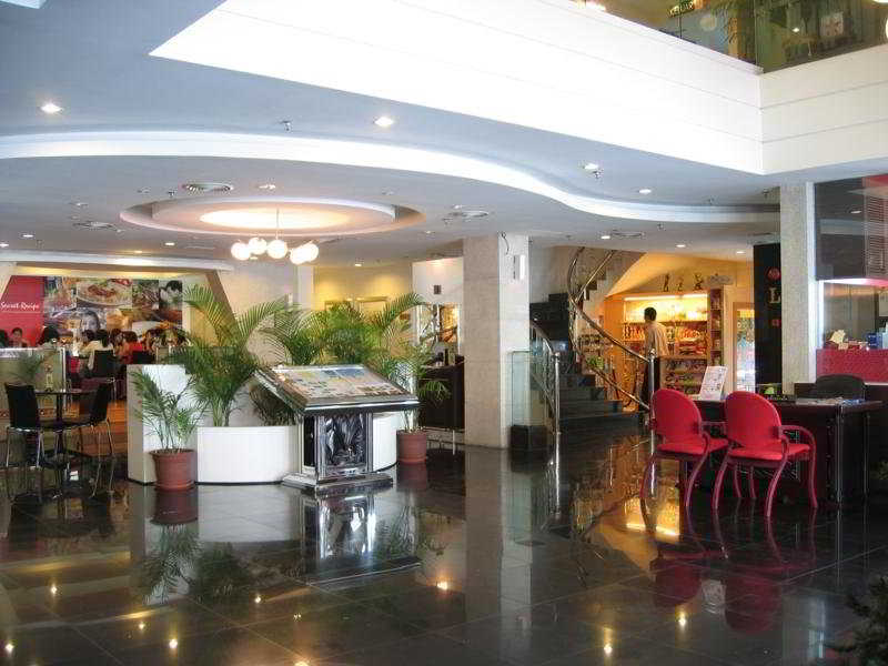 Ritz Garden 4