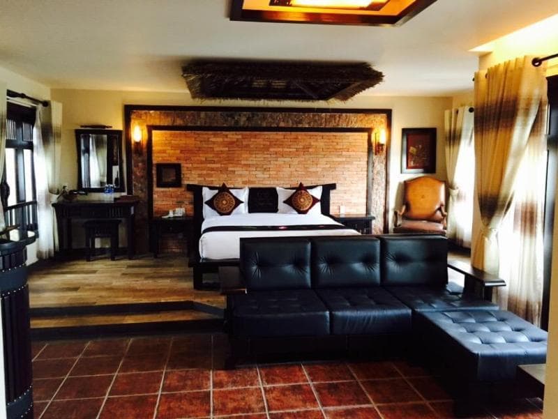 Sea Breeze Resort 4