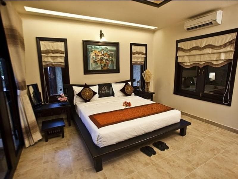 Sea Breeze Resort 5