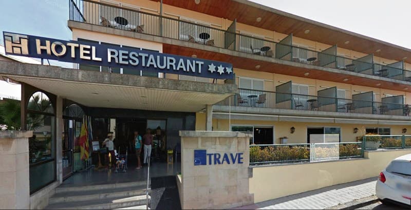 Hotel Travé main
