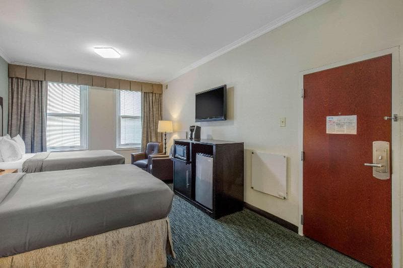 Red Lion Inn & Suites Philadelphia photo 1