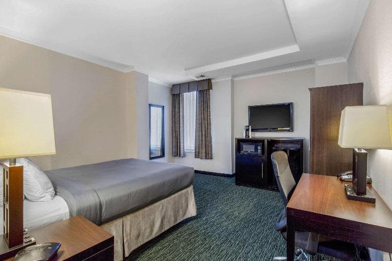 Red Lion Inn & Suites Philadelphia 5