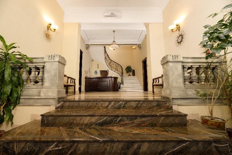 Atrium Hotel Ateneu City Center 5