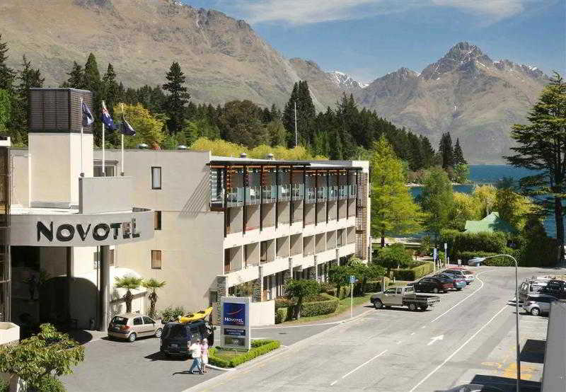 Novotel Queenstown Lakeside photo 1