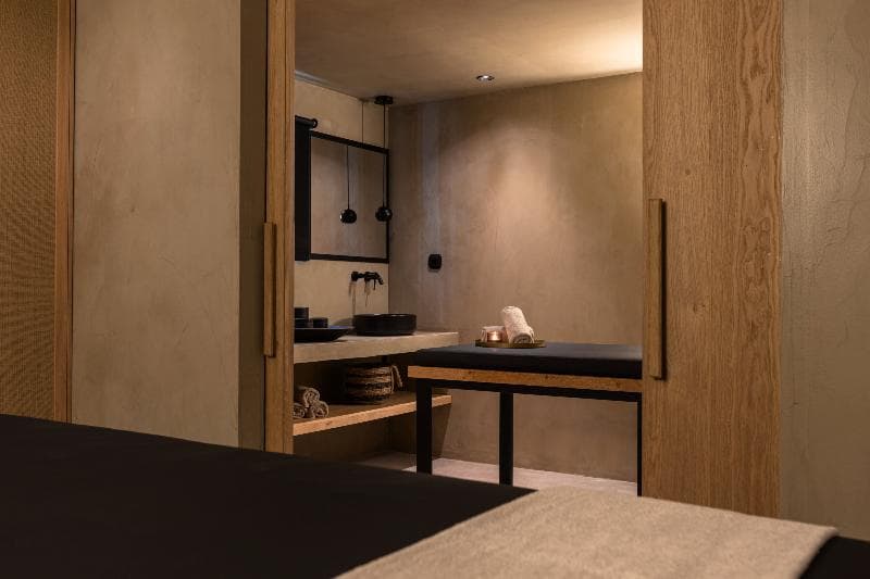 Minos Beach art hotel 4