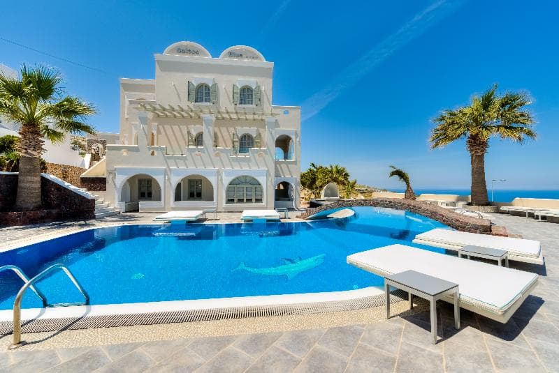 Blue Suites 3