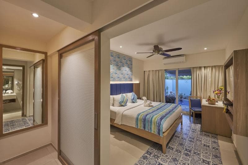 Royal Orchid Beach Resort & Spa 4