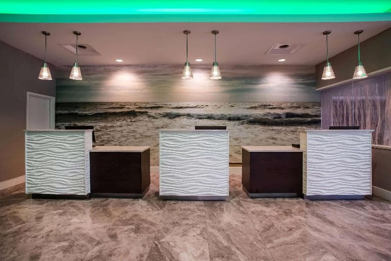 La Quinta Inn & Suites by Wyndham Virginia Beach 3