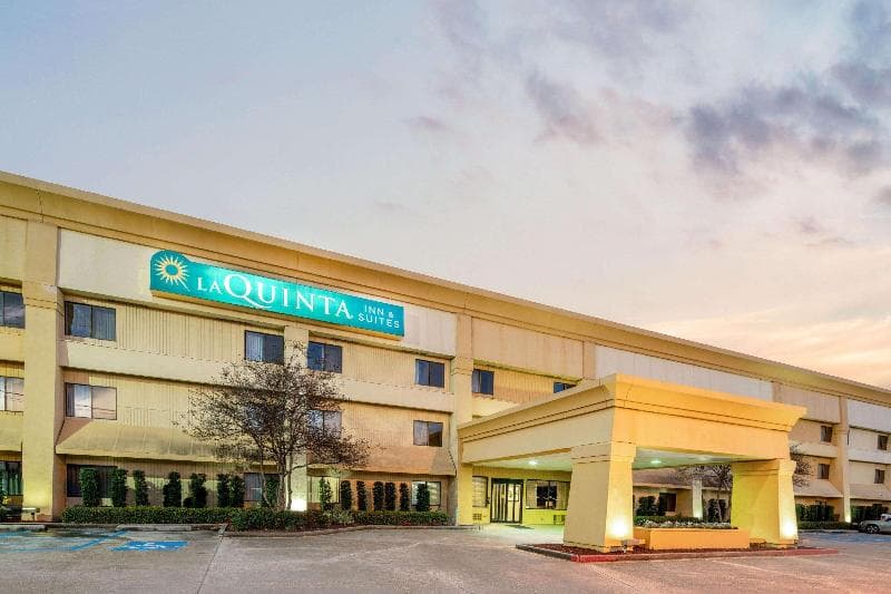 La Quinta Inn & Suites Baton Rouge Seigan Lane 3