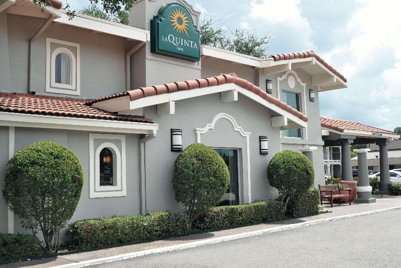 La Quinta Inn by Wyndham Dallas Uptown 3
