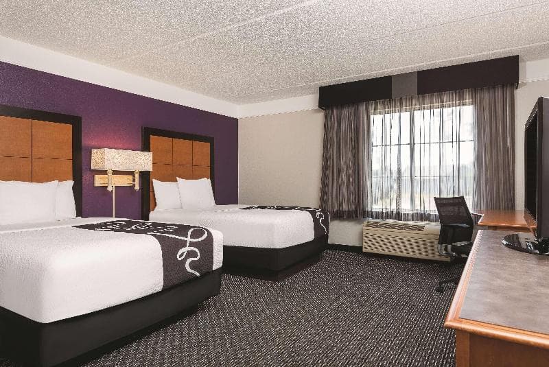 La Quinta Inn & Suites Durham / Chapel Hill 5