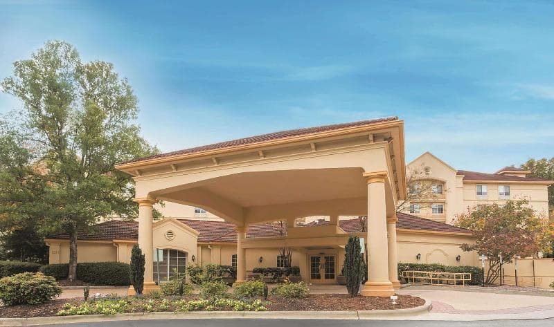La Quinta Inn & Suites by Wyndham Raleigh/Durham Southpoint 3
