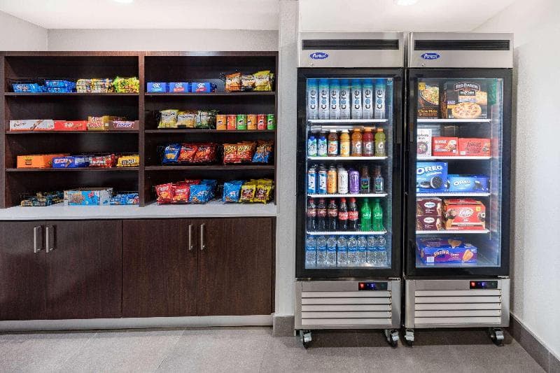La Quinta Inn & Suites by Wyndham Houston Southwest 3