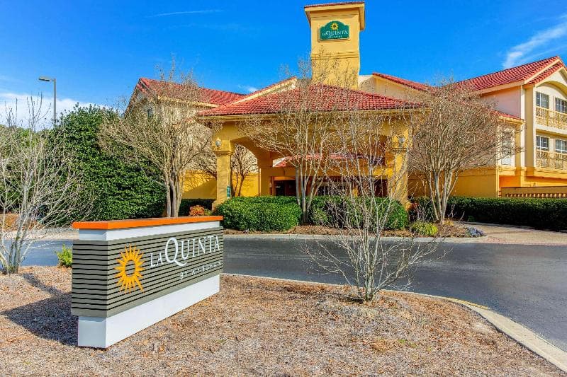 La Quinta Inn & Suites by Wyndham Raleigh Durham Airport 5
