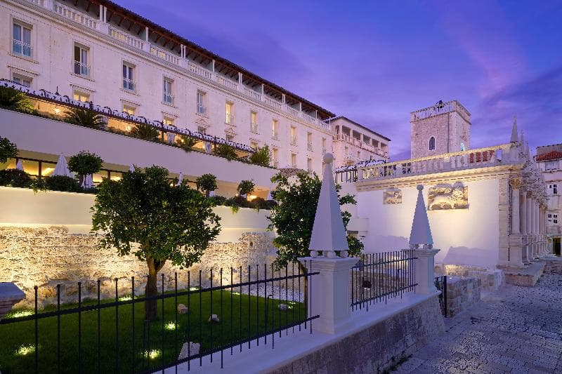 Palace Elisabeth Hvar Heritage Hotel 2
