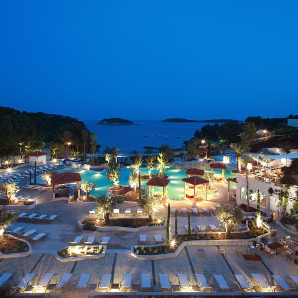 Amfora Hvar Grand Beach Resort 2
