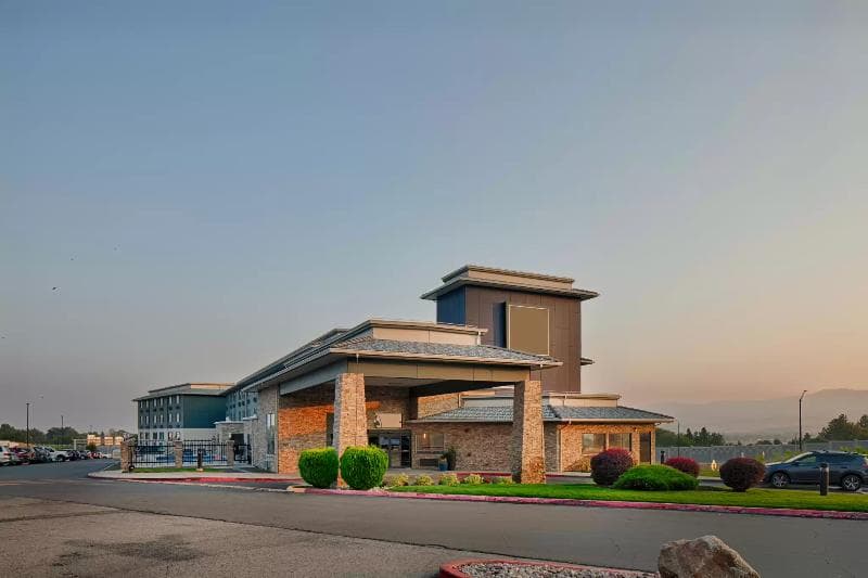 Red Lion Inn & Suites Boise Airport 4