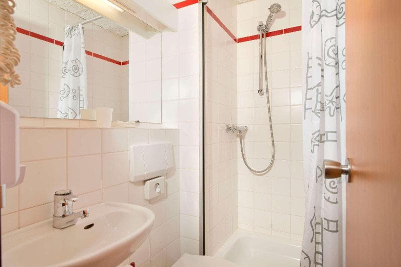 Days Inn by Wyndham Dortmund West 3
