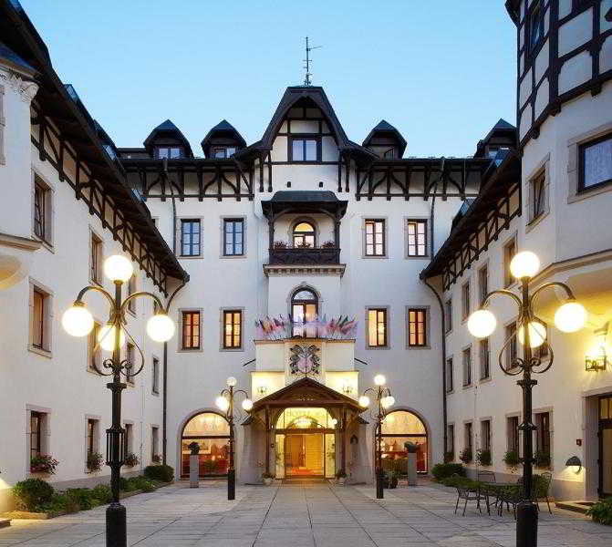 Chateau Monty Spa Resort main