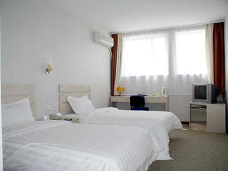 Home Inn GuoMao photo 1