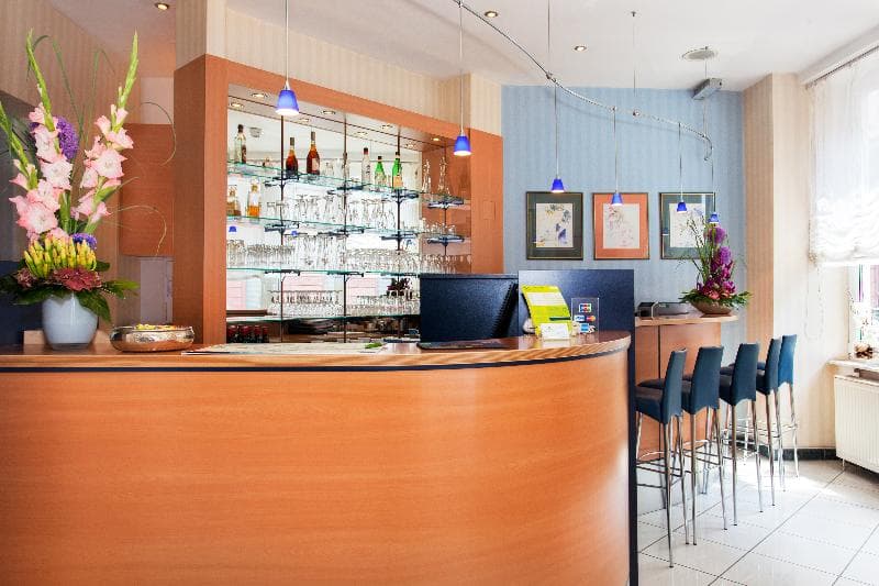 Favored Hotel Plaza Frankfurt 3