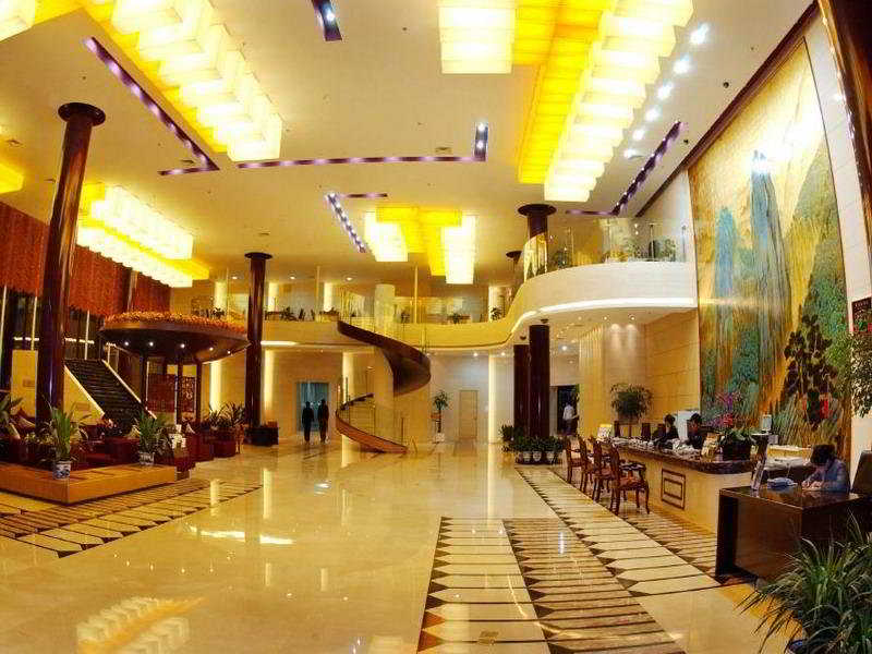 Super House International 4