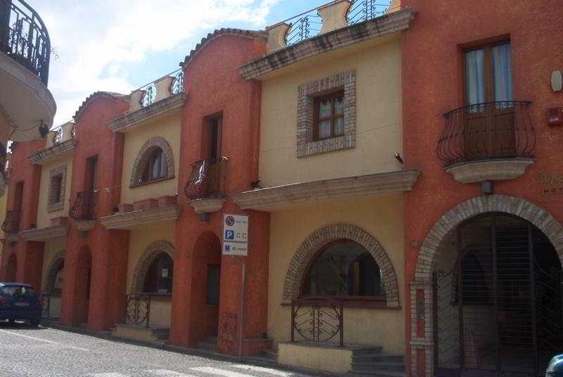Villa Madau main
