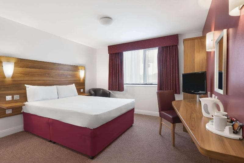 Days Inn by Wyndham Corley NEC M6 photo 1