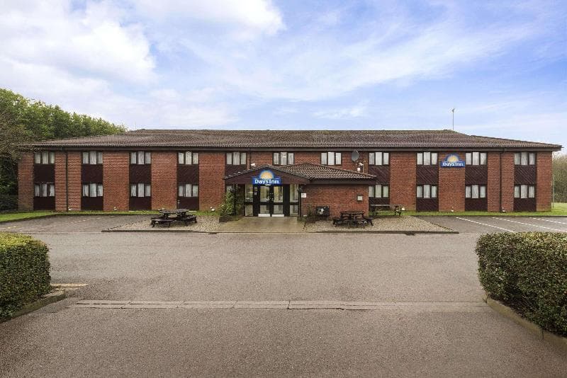 Days Inn by Wyndham Bridgend Cardiff M4 3