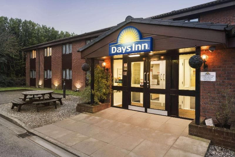 Days Inn by Wyndham Bridgend Cardiff M4 4