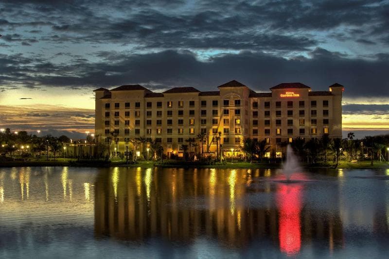 Hilton Garden Inn Palm Beach Gardens photo 1
