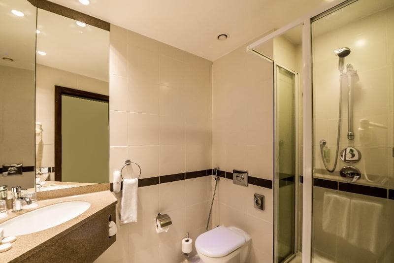 Holiday Inn Express Dubai Internet City 3