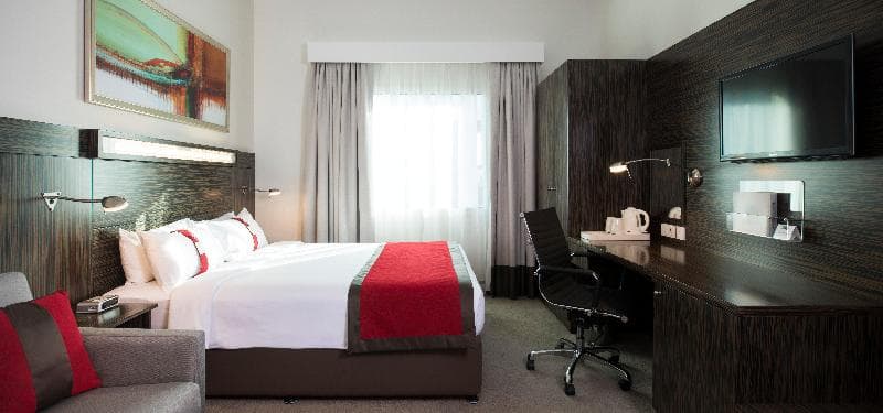 Holiday Inn Express Dubai Internet City 5