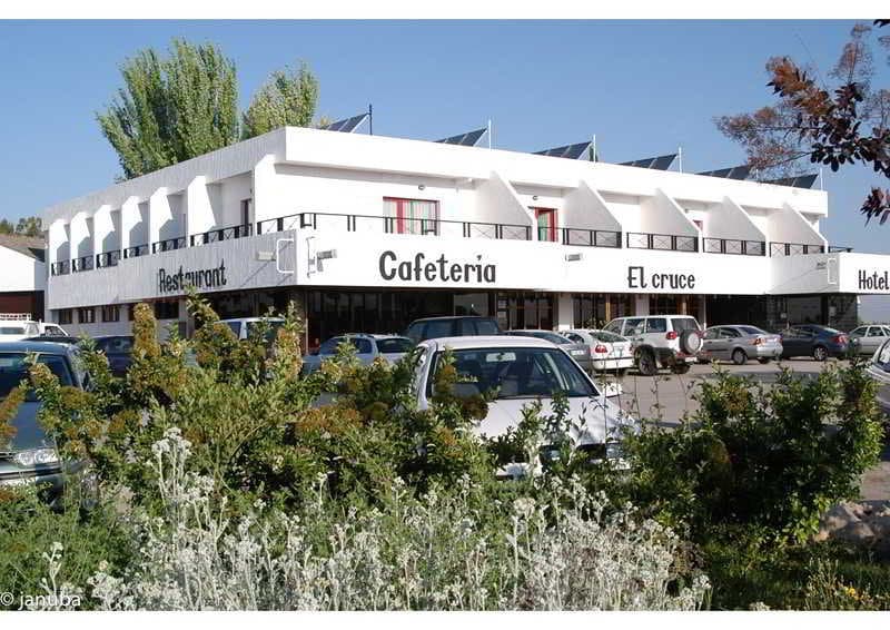 Hotel El Cruce 3