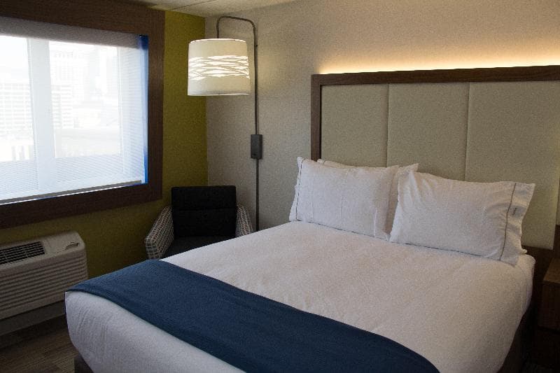 Holiday Inn Express Salt Lake City Downtown 4