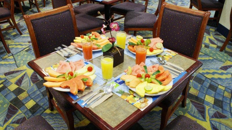 Holiday Inn Express & Suites Toluca Zona Aeropuerto 2