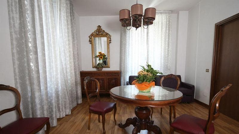 Hotel Roma Room 4