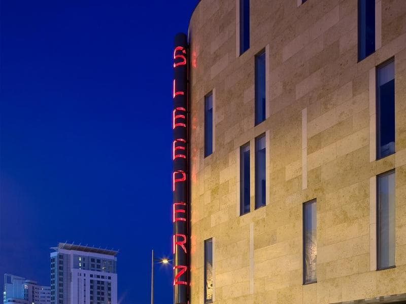 Sleeperz Hotel Cardiff 5