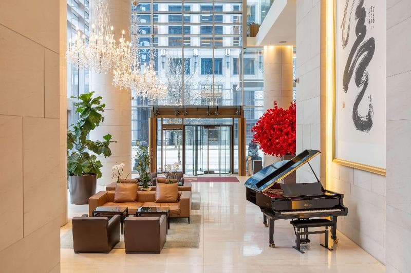 Shangri-La Vancouver 4