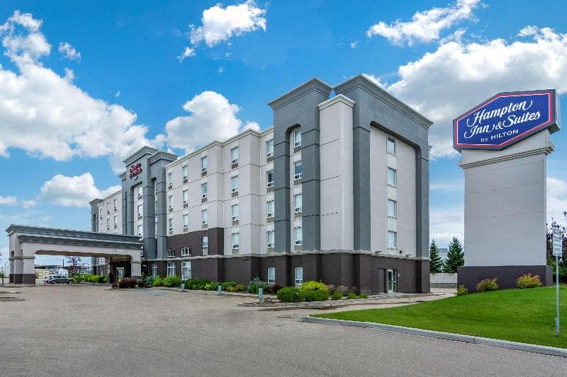 Hampton Inn & Suites by Hilton Edmonton/West 5