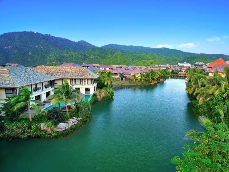 Yalong Bay Villas & SPA Resort 3