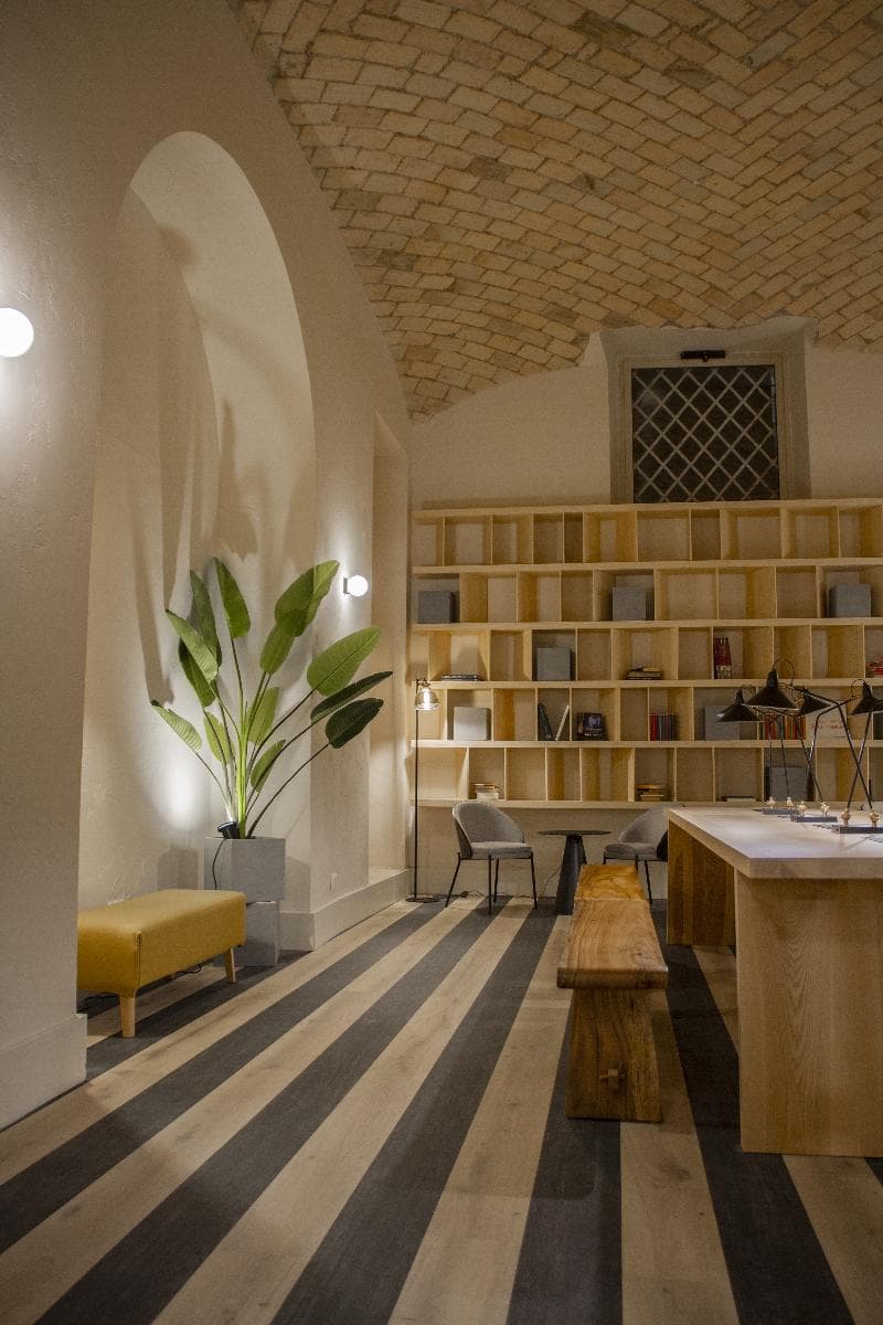 Room Select Via Veneto 2