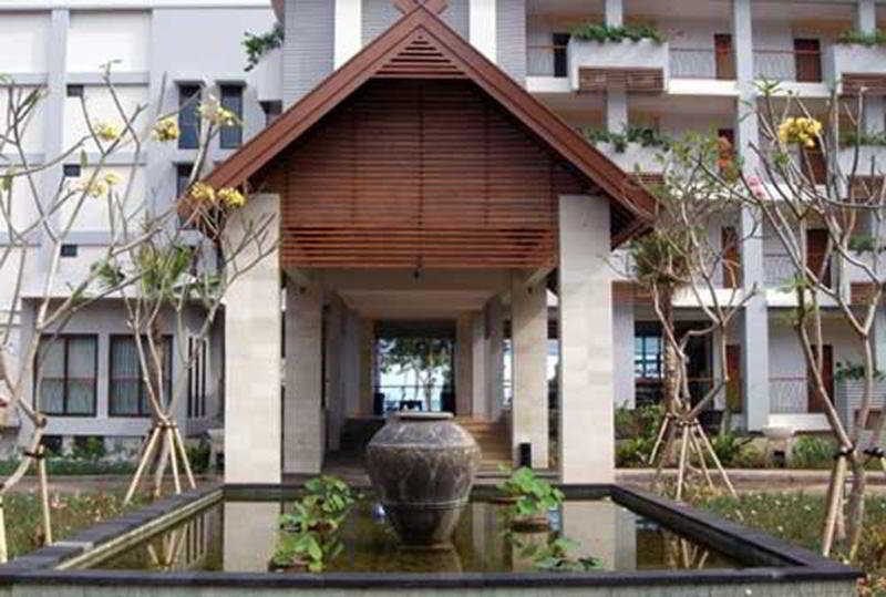 Bintang Flores photo 1