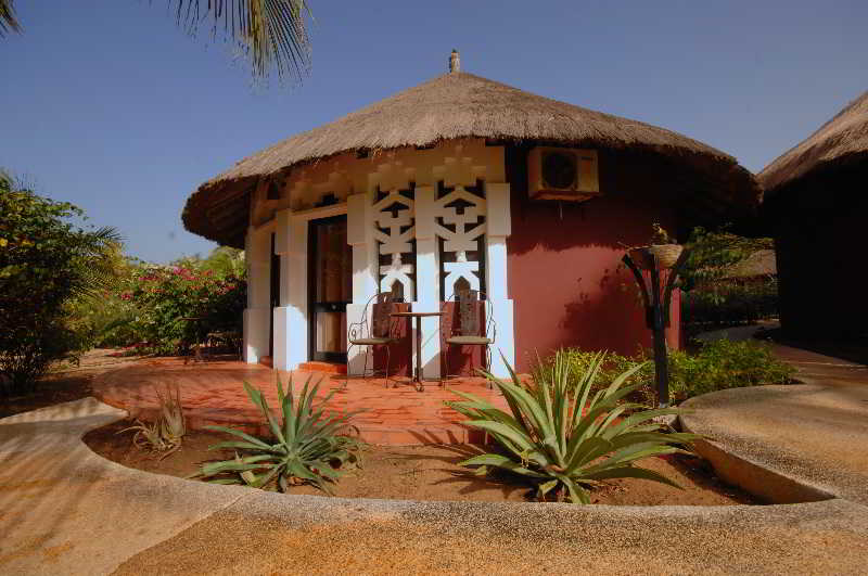 Royam Hotel 3