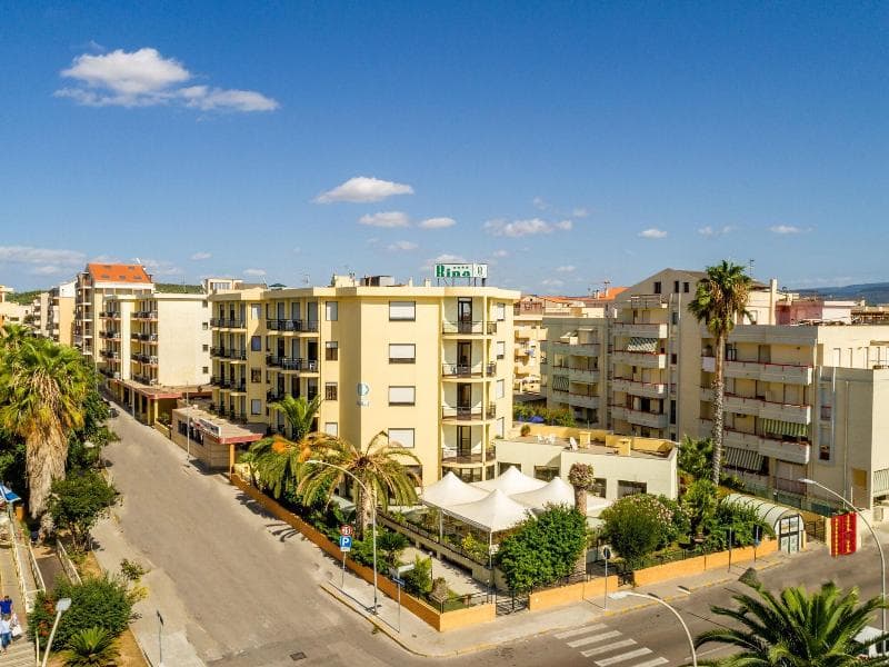 Rina Hotel 3