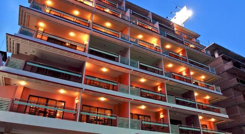 Pattaya Loft Hotel 2