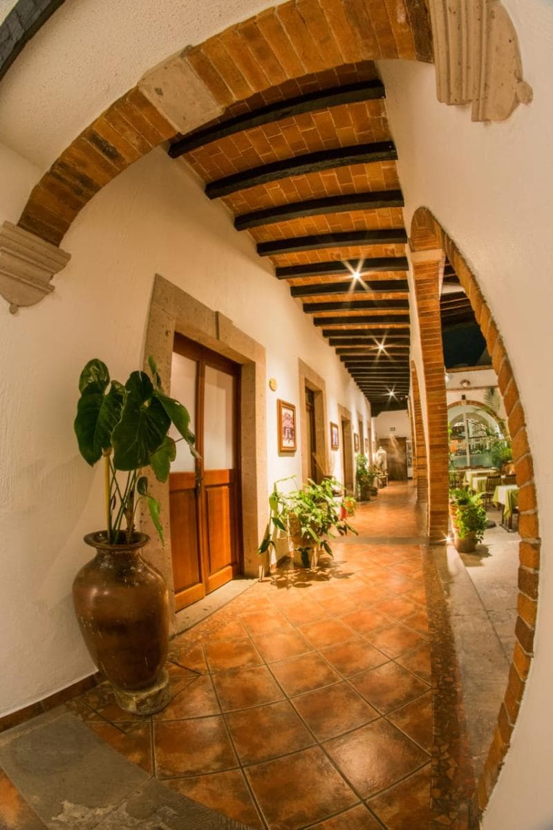Meson de los Remedios 5